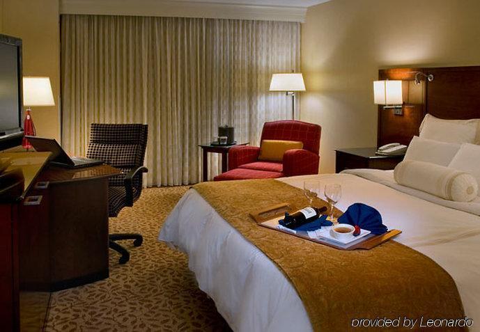 Hotel Buffalo Marriott Niagara