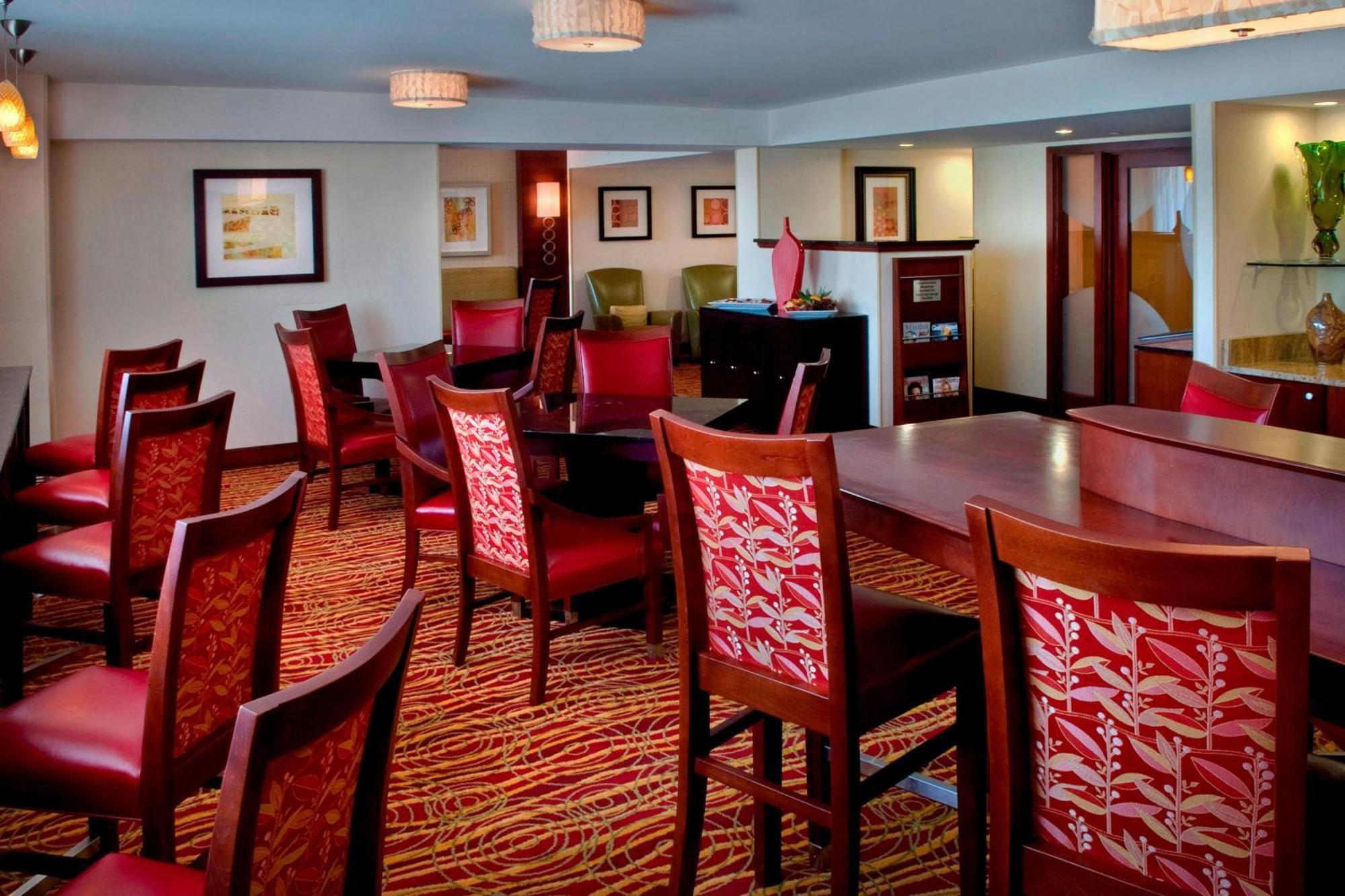 Buffalo Marriott Niagara Hotel 3*