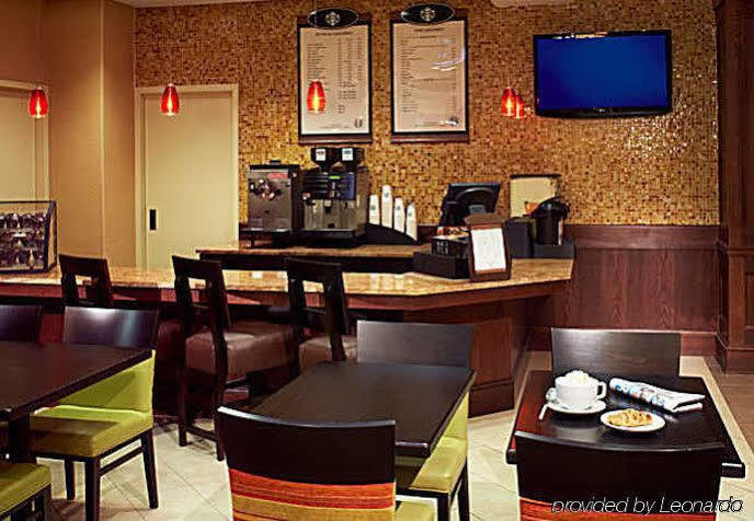 Buffalo Marriott Niagara Hotel 3*